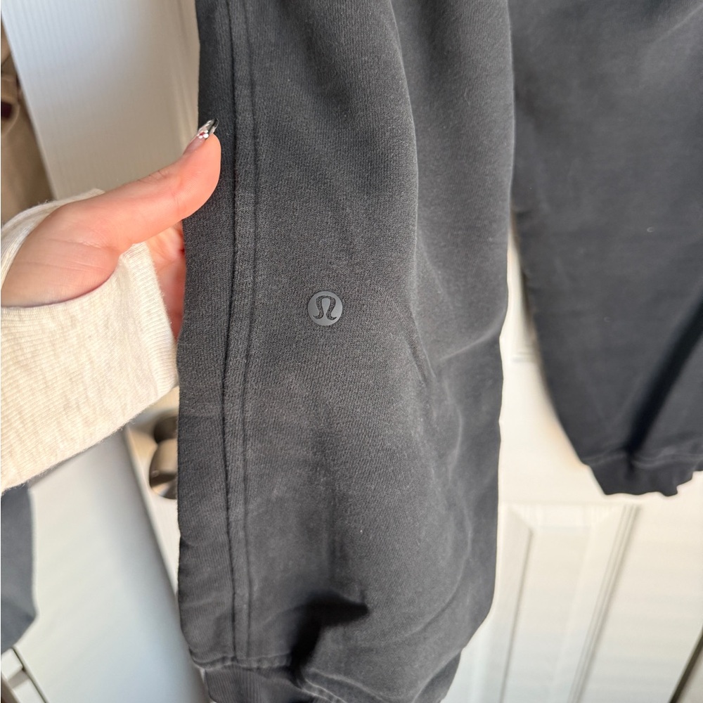LULULEMON Scuba High-Rise Jogger Black Relaxed Oversized HR Pants W5CV9S Sz 10 - Picture 4 of 8